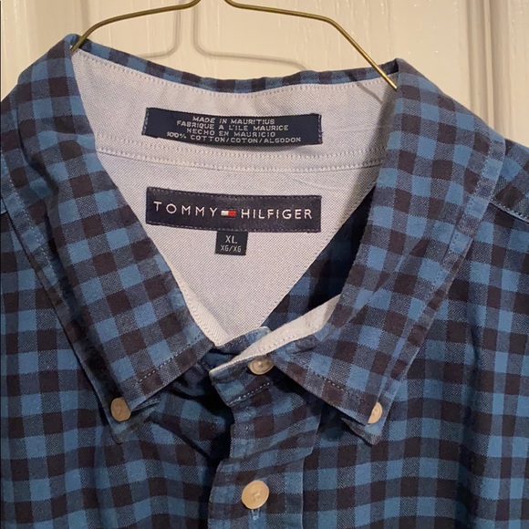 Tommy Hilfiger Casual button-down blueblack shirt. - Picture 3 of 6